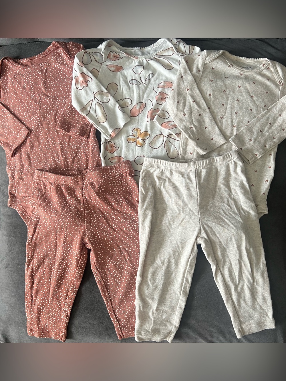 Carter's Bodysuits and Leggings Set - 9M
